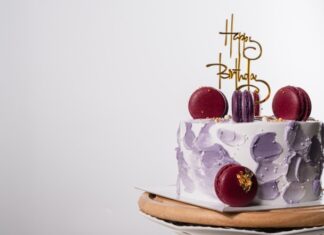 3 proste sposoby na dekorację tortu – czy znasz je wszystkie?